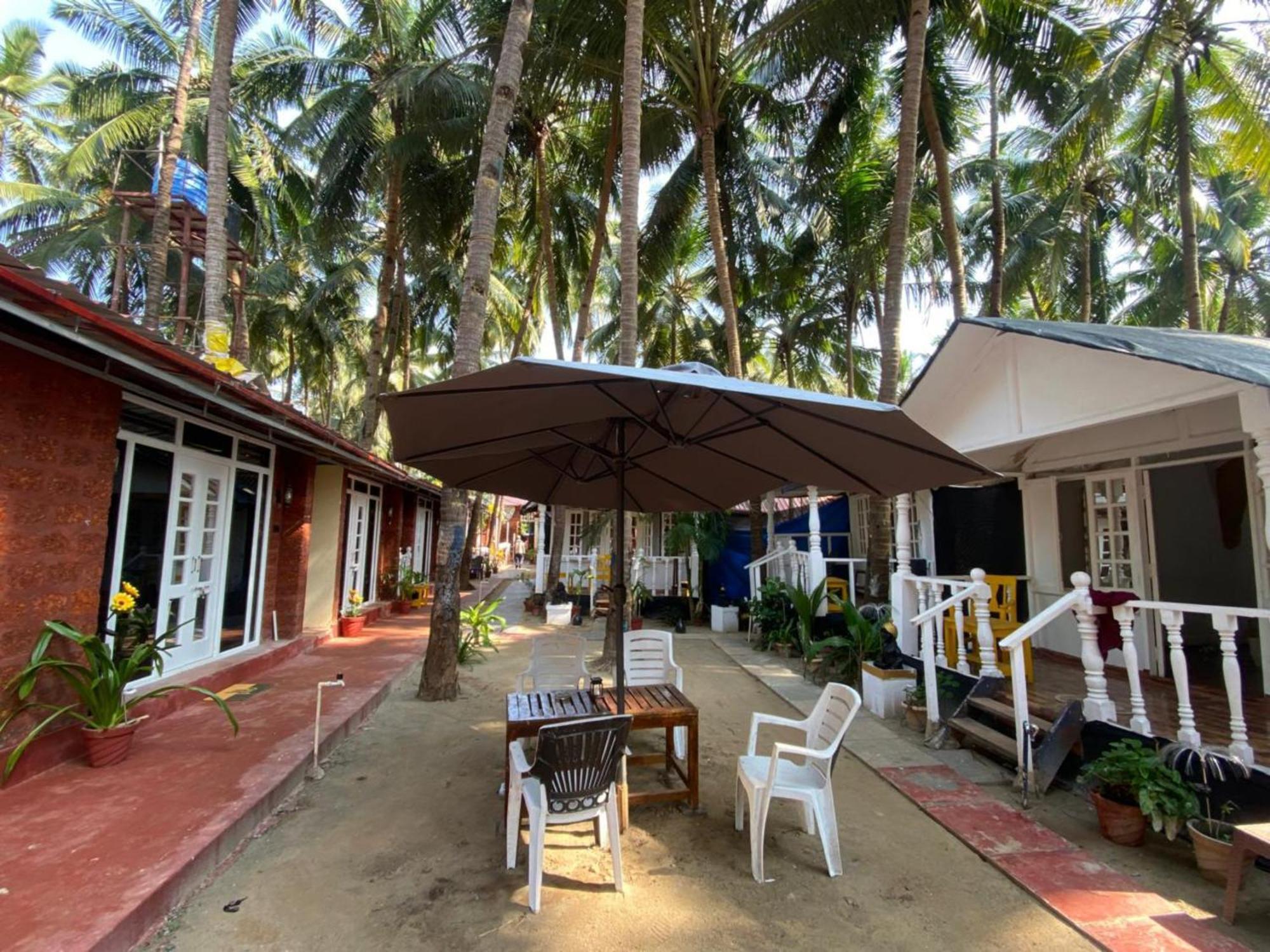 Hotel The Charming Nights Palolem Exterior foto