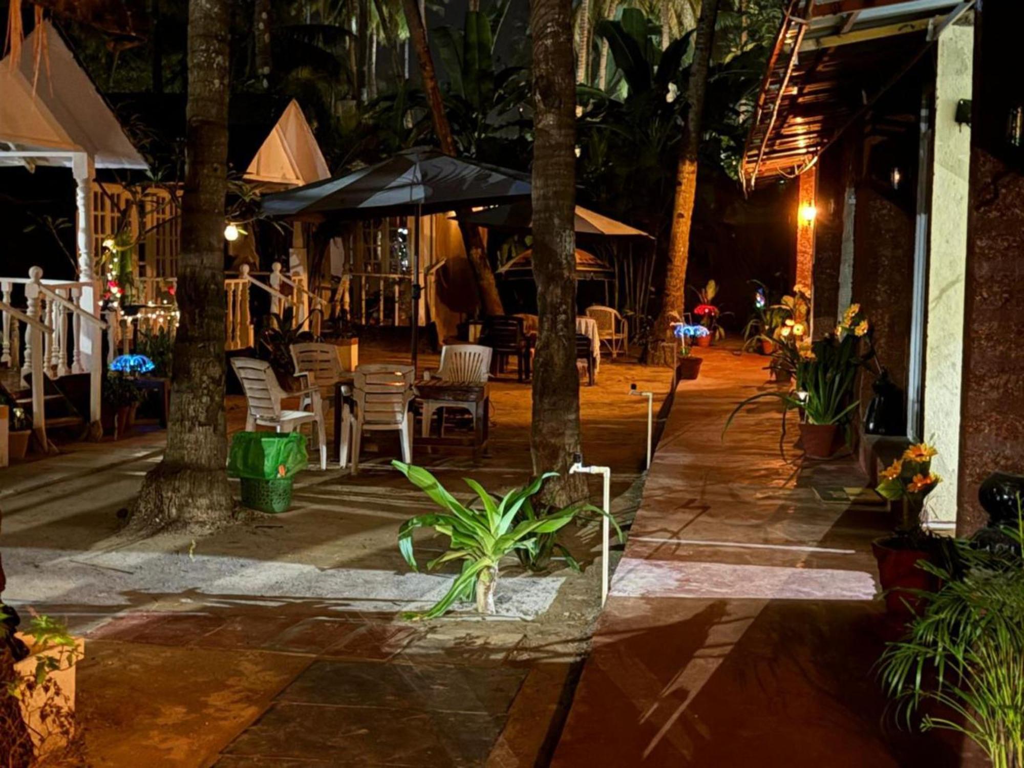Hotel The Charming Nights Palolem Exterior foto