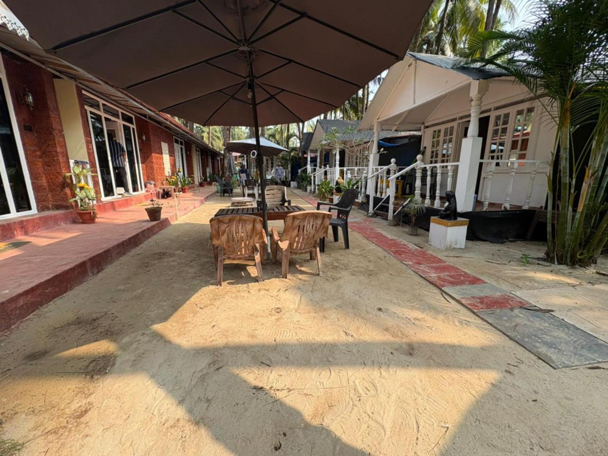 Hotel The Charming Nights Palolem Exterior foto