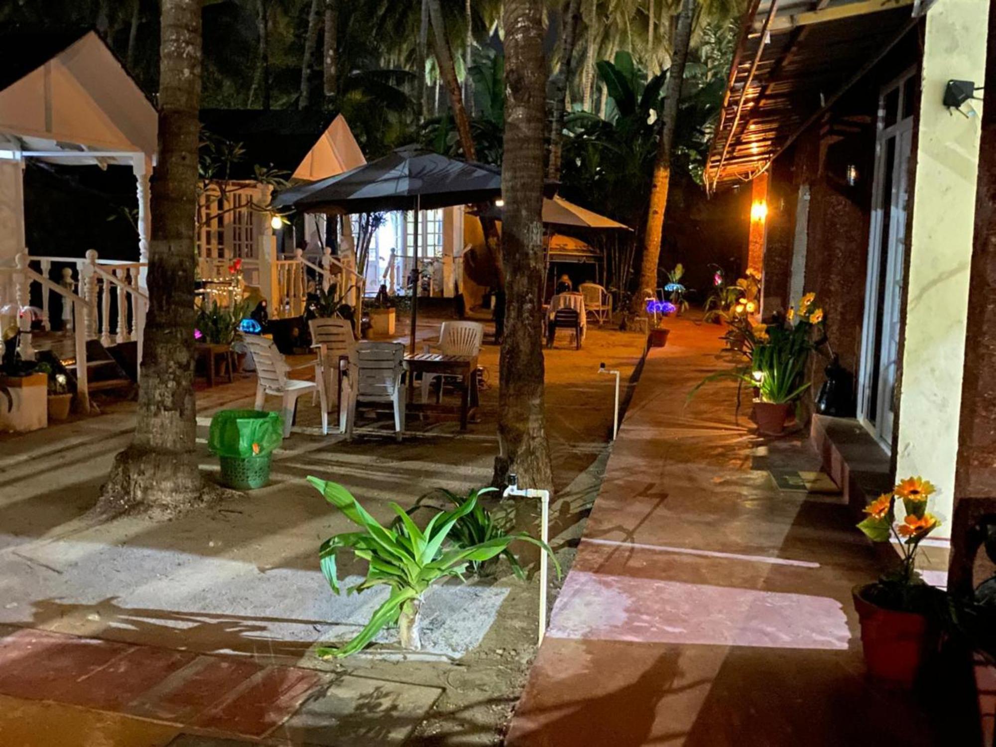 Hotel The Charming Nights Palolem Exterior foto